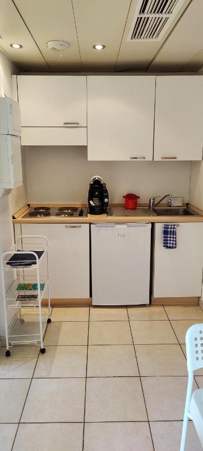 Menton Bord De Mer Studio Calme Avec Balcon, Ascenseur, Climatisation, Ideal Location Quiet Near Sea, Balcony, Elevator, Ac ภายนอก รูปภาพ